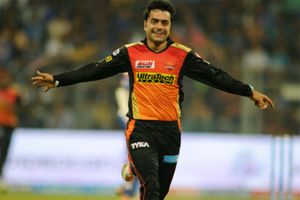 సన్‌రైజర్స్ ఆటగాడు రషీద్ ఖాన్ అరుదైన ఘనత