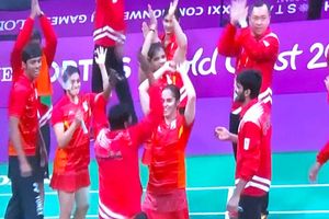 కామన్వెల్త్ గేమ్స్: స్వర్ణంతో బ్యాడ్మింటన్‌లో చరిత్ర సృష్టించారు