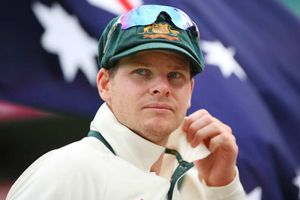 ఆస్ట్రేలియా వదిలి వెళ్లిపోయిన దుబాయ్‌కు స్మిత్