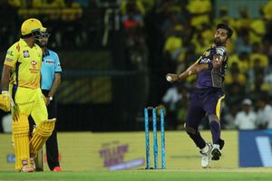 ట్విట్టర్‌లో ట్రోల్: వినయ్ కుమార్ ఆఖరి ఓవర్‌పై కేకేఆర్ ఫ్యాన్స్ అసంతృప్తి