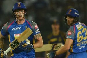 ప్లే‌ఆఫ్స్‌కు ముందు రాజస్థాన్‌కు షాక్: స్వదేశానికి స్టోక్స్, బట్లర్