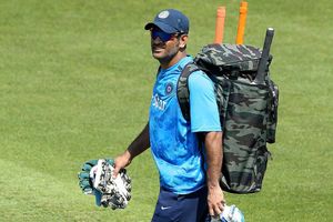 కొత్త తరహా ఫిట్‌నెస్ టెస్టు: అందరి కళ్లు 36 ఏళ్ల ధోని‌పైనే!