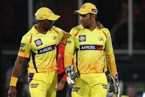 7 సెంటిమెంట్‌ కీలకంగా భావించా, బ్రావోని వద్దని చెబుతా: ధోనీ