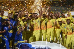 ఐపీఎల్ 2018: 3వసారి ఐపీఎల్ విజేతగా ధోనిసేన: ట్విట్టర్‌లో ఎవరేమన్నారు