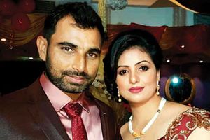 షమీ ఇంటి తాళాలు పగలగొట్టాలని హసీన్ జహాన్ డిమాండ్