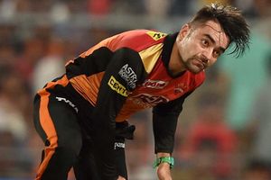 ట్విట్టర్ వేదికగా రషీద్ ఖాన్ ప్రశంసల వరద