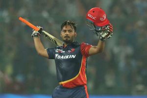 రికార్డు బద్ధలు‌కొట్టిన రిషబ్ పంత్