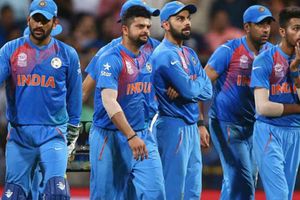 NO.1 ర్యాంకు కోల్పోయిన టీమిండియా: 2013 తర్వాత ఇంగ్లాండ్ తొలిసారి