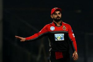 ట్రిపుల్ సెంచరీ సాధించాలనుకునే వాళ్లు వేరే ఉంటారు: కోహ్లీ