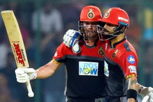 అతనితో కలిసి ఆడుతుంటే గౌరవంగా ఉంటుంది: విరాట్ కోహ్లీ