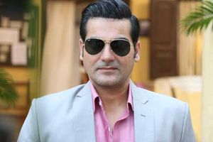 ఐపీఎల్‌లో బెట్టింగ్ కలకలం: సల్మాన్ తమ్ముడికి థానె పోలీసుల సమన్లు