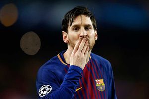 గోల్డెన్ బూట్ రేసులో ఆ ముగ్గురు, మరి మెస్సీ..?