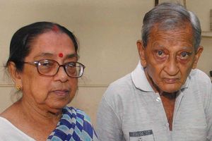 ఫుట్‌బాల్‌పై అమితాసక్తి: 90ఏళ్ల వయస్సులోనూ రష్యా ప్రపంచకప్..