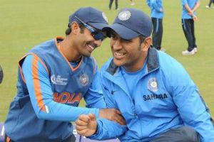 ధోనీ కోసం అలా జరిగితే తప్పులేదు: కార్తీక్