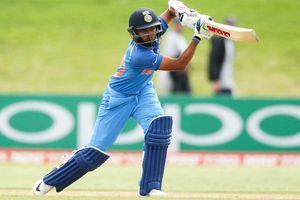 ద్రవిడ్ చాలా స్వేచ్చనిస్తున్నారు: పృథ్వీ షా