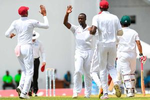 బంగ్లా పులులు కాస్త పిల్లులు అయ్యాయి: 43కే ఔట్‌పై ట్విట్టర్‌లో జోకులు