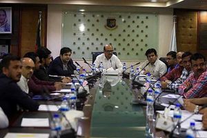 ఎన్నికల తాకిడి ప్రభావంతో బీపీఎల్ నిర్వహించడం లేదట