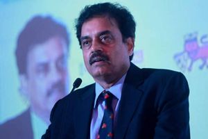 అగ్రశ్రేణి ఆటగాళ్లతో కుర్చీలాట ఆడుతున్నారా..?