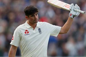 ఇంగ్లాండ్ క్రికెట్ బోర్డు యోయో: కుక్ పాసైయ్యాడోచ్..!!