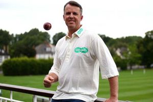 ఇంగ్లాండ్ పర్యటనలో కీలకం కానున్న 'స్వింగ్‌': ఇంగ్లాండ్ మాజీ స్పిన్నర్