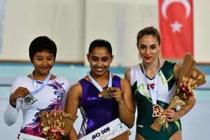 జిమ్నాస్టిక్స్‌ వరల్డ్‌కప్: పసిడితో చరిత్ర సృష్టించిన దీపా కర్మాకర్‌