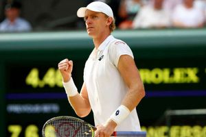 ఆరు గంటలు ఆడారు: వింబుల్డన్‌లో చరిత్రకెక్కిన ఓ మ్యాచ్ (వీడియో)