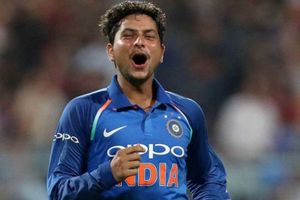 సిక్సు కొడతారన్న భయం లేదు: కుల్దీప్ యాదవ్