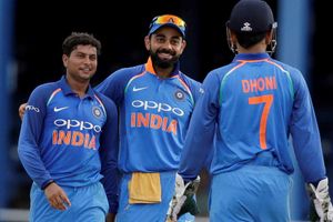 ఐదు వికెట్లతో కొత్త రికార్డు: కుల్దీప్‌పై కోహ్లీ ప్రశంసల వర్షం