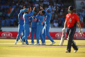 తెలివిగా మమ్మల్ని బోల్తా కొట్టించాడు: కుల్దీప్ బౌలింగ్‌పై మోర్గాన్