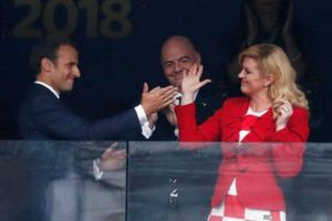 క్రొయేషియా అధ్యక్షురాలిపై ప్రశంసల జల్లు కురిపిస్తోన్న నెటిజన్లు