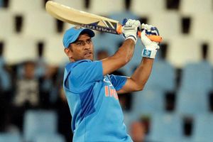 ఇంగ్లాండ్‌తో రెండో టీ20: మరో మైలురాయిని దాటేయనున్న ధోనీ