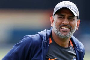 ధోనీ రిటైర్‌మెంట్‌పై స్పందించిన సచిన్