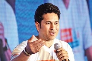 రెండేళ్ల బుడతడి ఆటకు ఫిదా అయిన సచిన్: ట్విట్టర్‌లో ట్వీట్