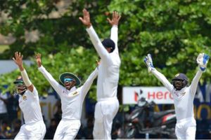 73కే ఆలౌట్..:పునరాగమనం తర్వాత టెస్టుల్లో సఫారీలు అతి తక్కువ స్కోరు