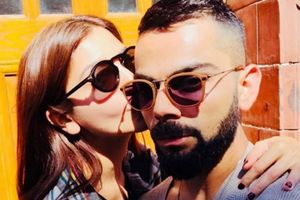 కోహ్లీ పద్దుల్లో చేరిన అనుష్క మరో ముద్దు..: ఫొటో వైరల్