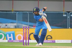 మూడో వన్డే: కెప్టెన్‌గా విరాట్ కోహ్లీ మరో అరుదైన ఘనత