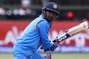 ఇండియా-ఏ జట్టును గెలిపించిన అంబటి రాయుడు