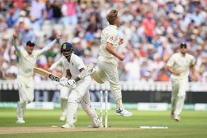 ENG vs IND: టాపార్డర్‌ను దెబ్బ కొట్టిన కుర్రన్, 3 వికెట్లు కోల్పోయిన భారత్