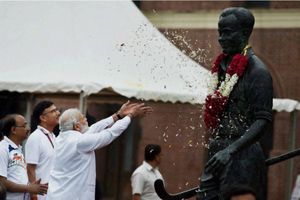 నేషనల్ స్పోర్ట్స్ డే రోజున మేజర్ ధ్యాన్‌చంద్‌కు ఘన నివాళి