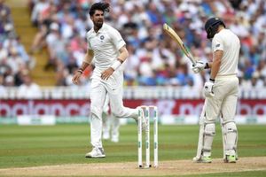 అతి చేసిన ఇషాంత్‌ శర్మకు జరిమానా విధించిన ఐసీసీ