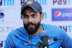 నా బయోపిక్‌లో అతడు నటిస్తే చూడాలని ఉంది: జడేజా