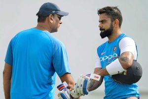 India vs England: ధృడమైన ఆట ఆడాలి: బ్యాట్స్‌మెన్‌తో కోచ్ రవిశాస్త్రి