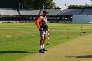 ఇంగ్లాండ్-ఇండియా సిరీస్.. పొట్ట విన్నర్ రవిశాస్త్రియే