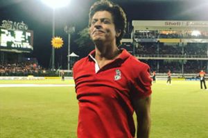 సీపీఎల్: చీర్‌లీడర్స్‌తో కలిసి డ్యాన్స్ చేసిన షారుక్‌ (వీడియో)