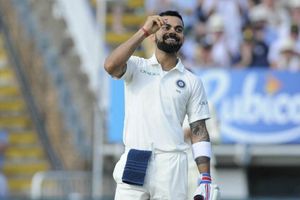 ఒంటి చేత్తో మ్యాచ్‌ను శాసించాడు: కోహ్లీపై ట్విట్టర్‌లో ఎవరేమన్నారు?