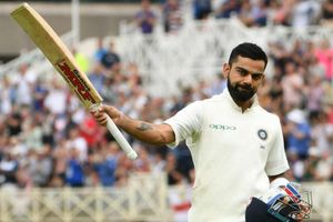 'కోహ్లీని చూసి నేర్చుకోండి.. కొంచెమైనా ధైర్యం చూపించండి'