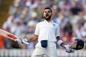 ఇంగ్లీషు గడ్డపై కోహ్లీ తొలి సెంచరీ: వరల్డ్ మీడియా సైతం ప్రశంస