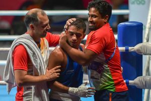 'కనీసం తమ్ముడైనా రాణించాలని త్యాగం చేశా'