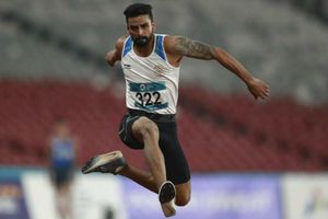 కాంటినెంటల్‌ కప్‌: పతకం గెలిచిన తొలి భారత అథ్లెట్‌గా అర్పిందర్‌ రికార్డు