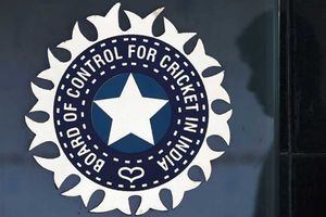 అమ్మాయి కోసం.. బీసీసీఐ ఇంకా మ్యాచ్‌లు పెంచాలా..!!